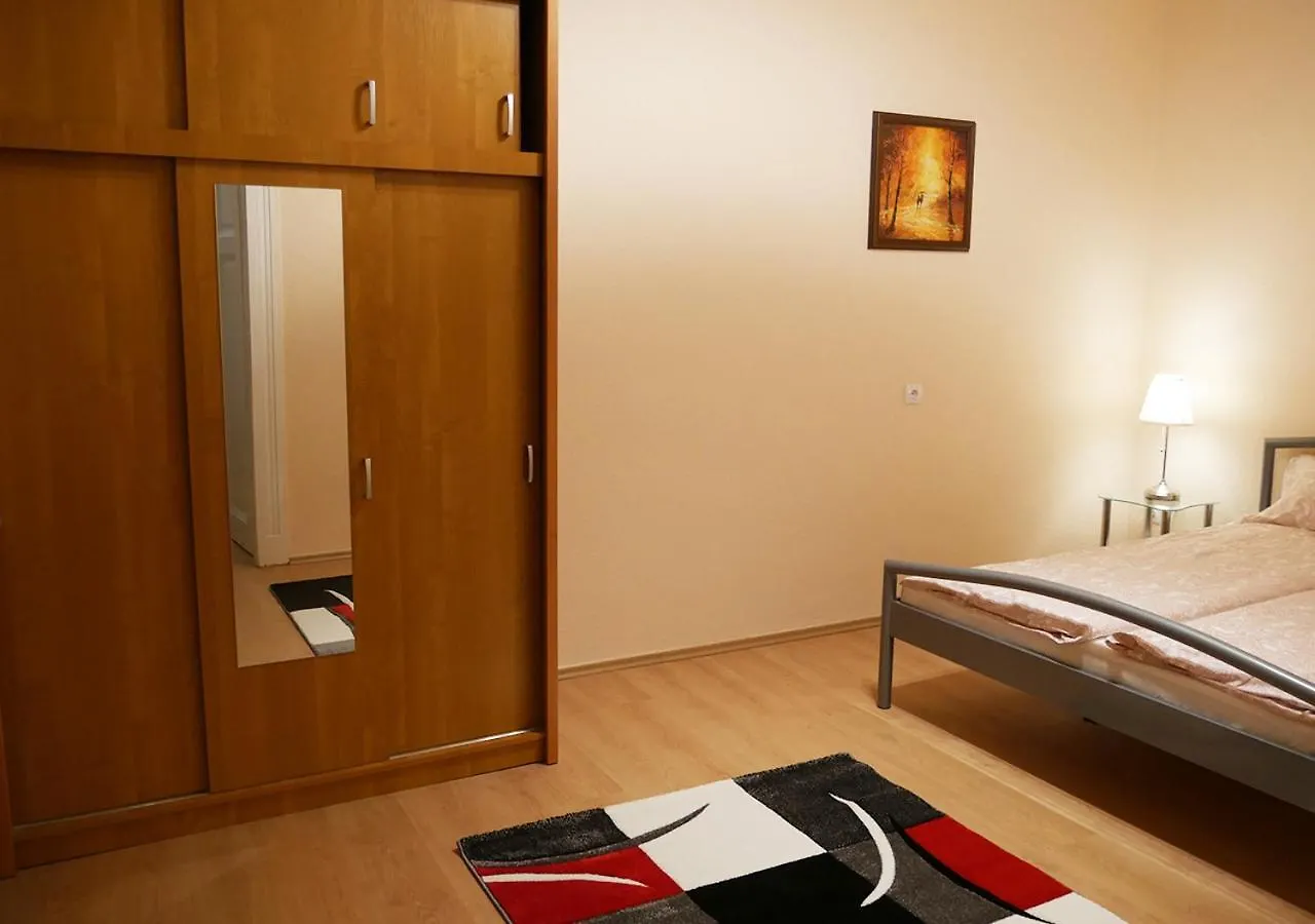 Lägenhet Casamia-Elegant Central Vaci St.Apt Budapest